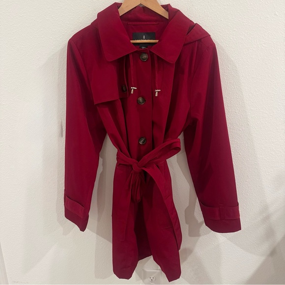 London Fog Women's XXL Red Trench Coat Belted Raincoat with detachable Hood EUC - Picture 2 of 7